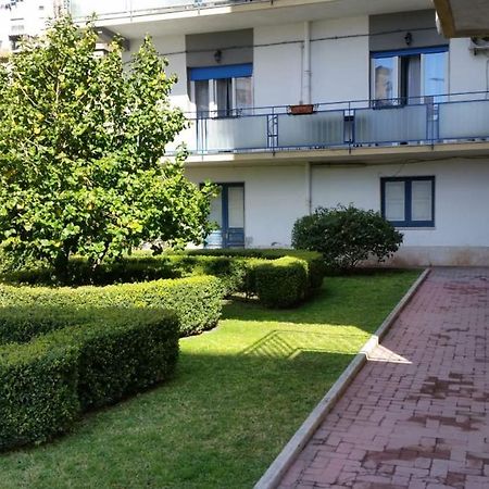 Отель Tora House Катания Экстерьер фото