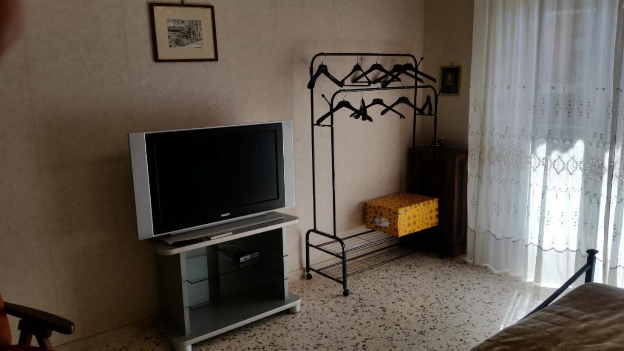 Отель Tora House Катания Экстерьер фото