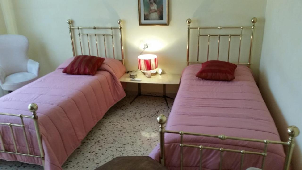 Отель Tora House Катания Экстерьер фото